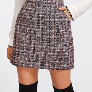 Zip back tweed skirt